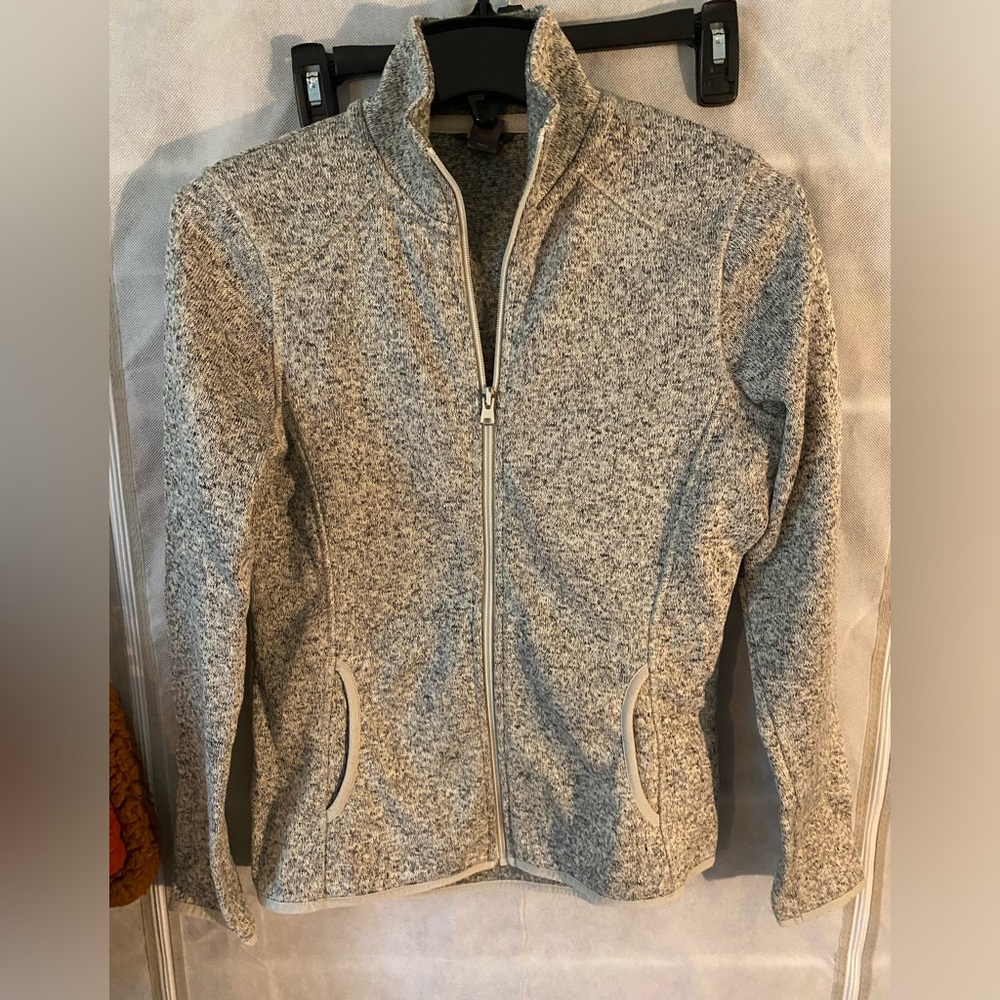 Women’s Eddie Bauer full zip sweater